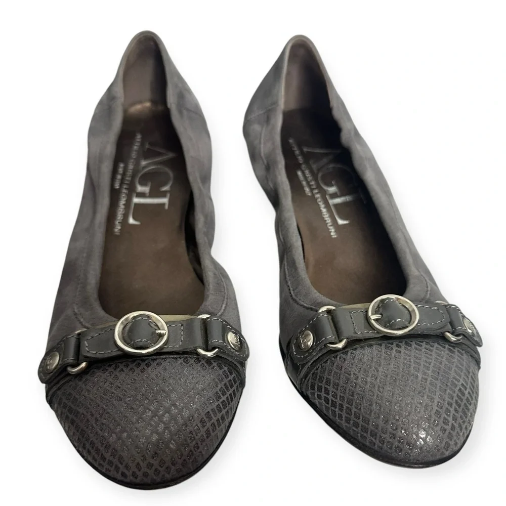 AGL Attilio Giusti Leombruni Slate Wedge Pump Size 38 US 8